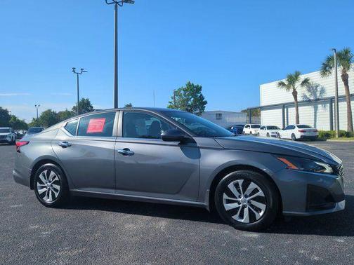 Gun Metallic 2023 Nissan Altima S FWD
