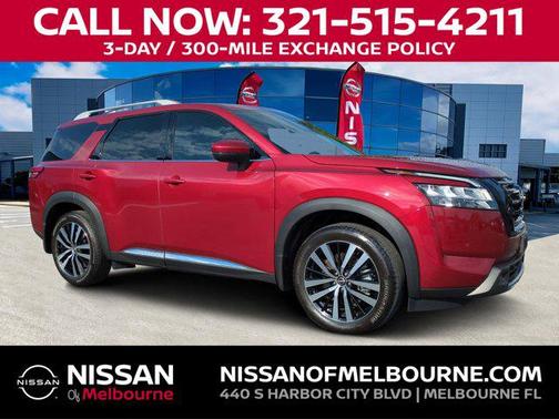 2024 Nissan Pathfinder Platinum FWD