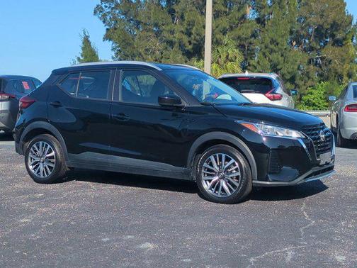 2024 Nissan Kicks SV