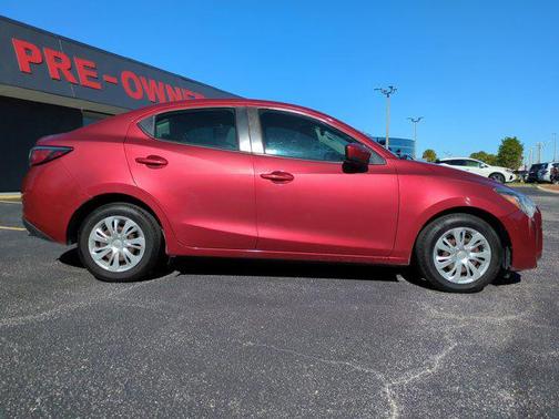 2019 Toyota Yaris Sedan L