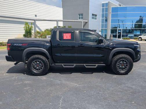 2024 Nissan Frontier PRO-4X
