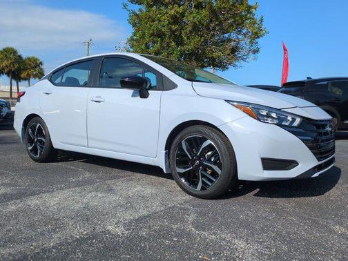 2025 Nissan Versa 1.6 S