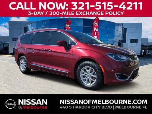 Velvet Red Pearlcoat 2020 Chrysler Pacifica Touring L
