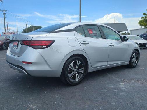 2022 Nissan Sentra SV