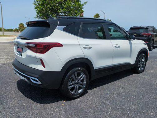 2023 Kia Seltos S