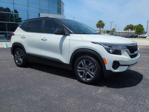2023 Kia Seltos S