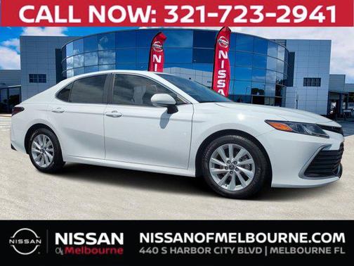 2022 Toyota Camry LE