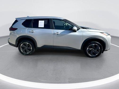 Brilliant Silver Metallic 2024 Nissan Rogue SV