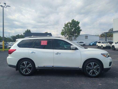 Pearl White Tricoat 2020 Nissan Pathfinder Platinum 2WD