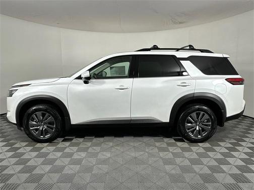 2025 Nissan Pathfinder SV 4WD