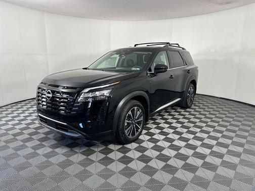Super Black 2026 Nissan Pathfinder Platinum