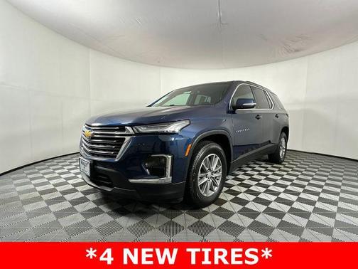 2022 Chevrolet Traverse LT Cloth