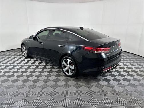 2017 Kia Optima SX Turbo