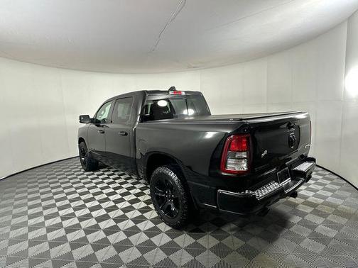 Diamond Black Crystal Pearlcoat 2021 RAM 1500 Big Horn/Lone Star