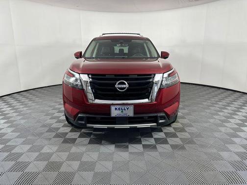 Scarlet Ember Tintcoat 2023 Nissan Pathfinder SL 4WD