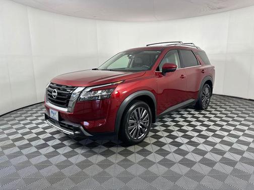 Scarlet Ember Tintcoat 2023 Nissan Pathfinder SL 4WD