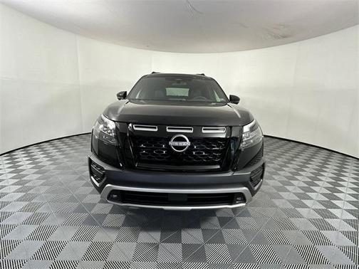 2025 Nissan Pathfinder Rock Creek 4WD