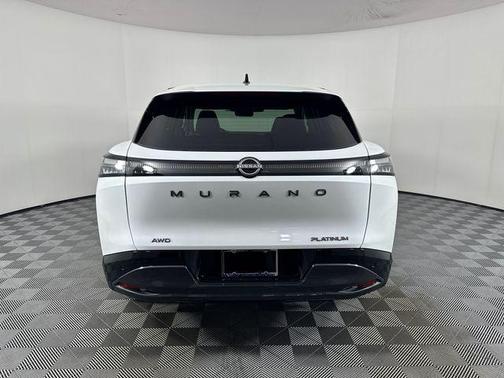 Everest White Pearl Tricoat 2026 Nissan Murano Platinum