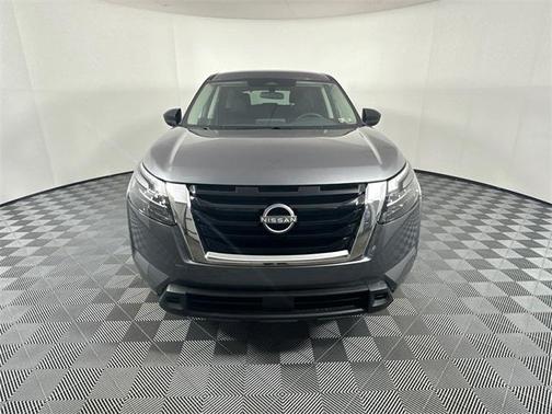 2025 Nissan Pathfinder S 4WD