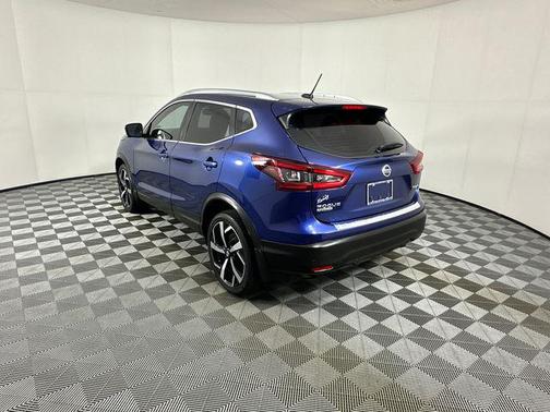 Caspian Blue Metallic 2022 Nissan Rogue Sport SL