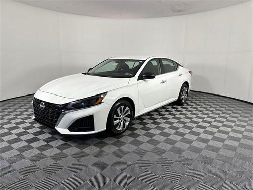 2025 Nissan Altima S FWD
