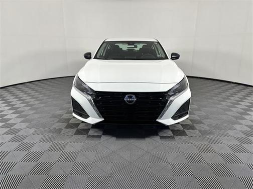 2025 Nissan Altima S FWD
