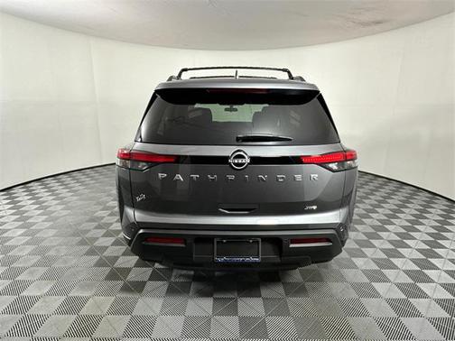 2025 Nissan Pathfinder SV 4WD