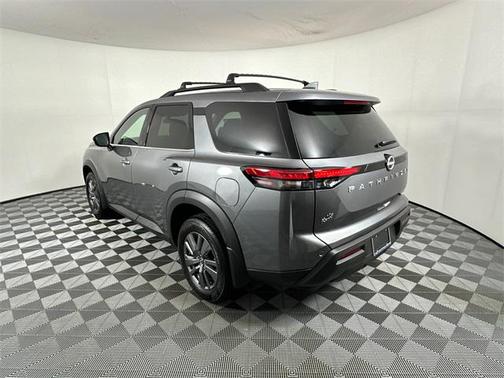 2025 Nissan Pathfinder SV 4WD