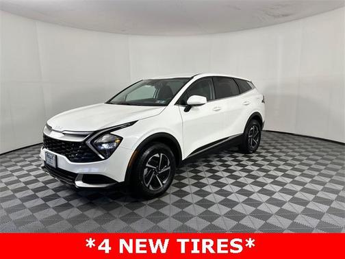 2023 Kia Sportage Hybrid LX