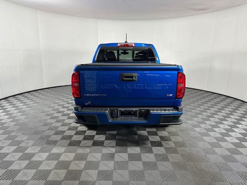 Bright Blue Metallic 2022 Chevrolet Colorado LT