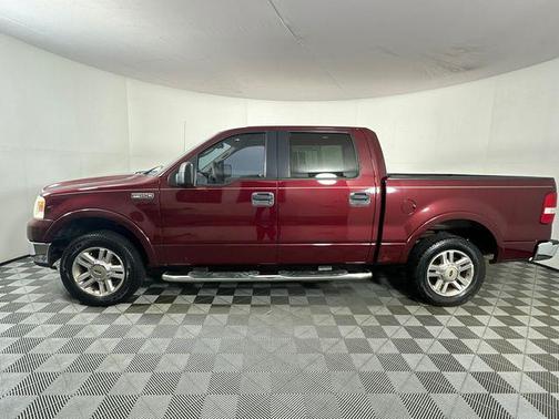 Red 2005 Ford F-150 Lariat SuperCrew