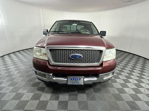 Red 2005 Ford F-150 Lariat SuperCrew