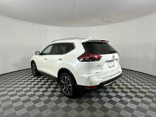 2020 Nissan Rogue SL