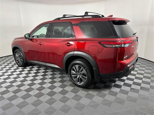2025 Nissan Pathfinder SV 4WD