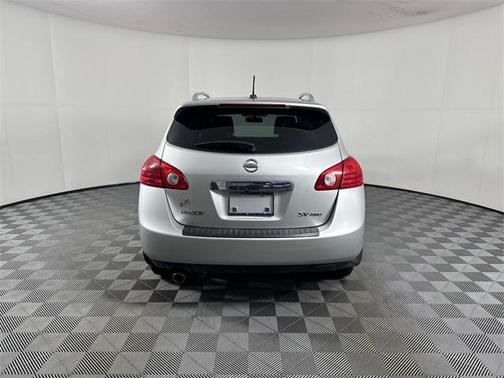 2011 Nissan Rogue SV