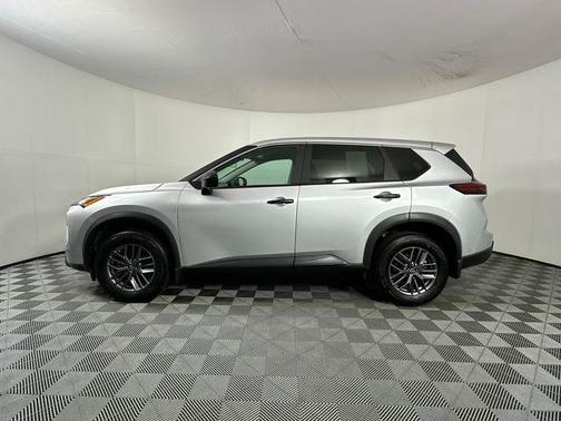 Brilliant Silver Metallic 2024 Nissan Rogue S