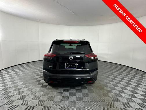 Super Black 2023 Nissan Rogue SV