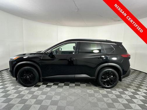 Super Black 2023 Nissan Rogue SV