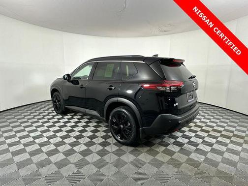 Super Black 2023 Nissan Rogue SV