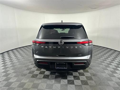2025 Nissan Pathfinder S 4WD
