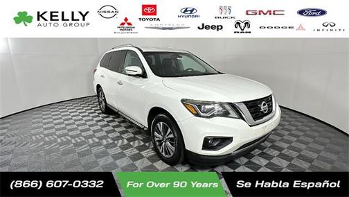 2017 Nissan Pathfinder SL