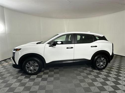 2025 Nissan Kicks S