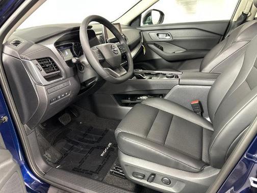 Rcj 2027 Nissan Rogue Dark Armor