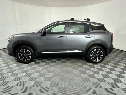Gun Metallic 2026 Nissan Kicks SV