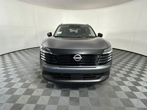 Gun Metallic 2026 Nissan Kicks SV