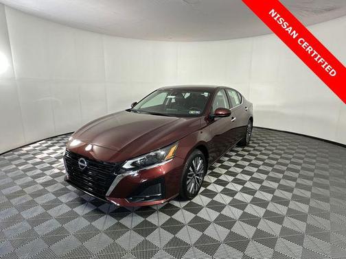 Garnet Pearl Metallic 2023 Nissan Altima 2.5 SV