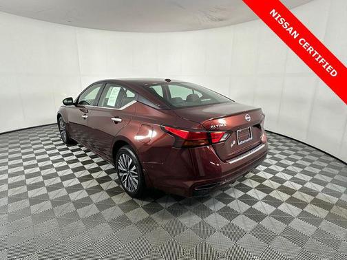 Garnet Pearl Metallic 2023 Nissan Altima 2.5 SV