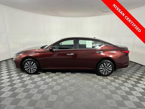 Garnet Pearl Metallic 2023 Nissan Altima 2.5 SV