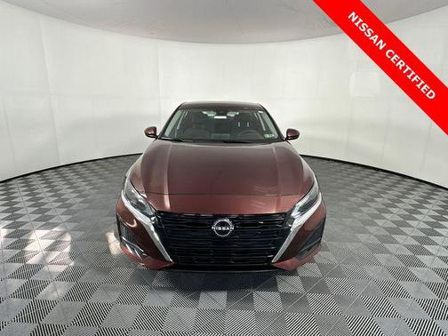 Garnet Pearl Metallic 2023 Nissan Altima 2.5 SV