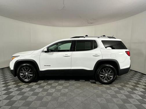 Summit White 2017 GMC Acadia SLT-1